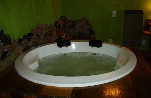 Las Golondrinas Cabin | Budget-Friendly Del Viejo Camino with Pool & Family Amenities