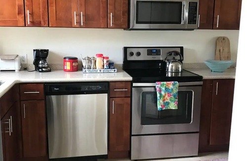 Nassau House | Isle Of Icons Townhome with Pool & Spa Near BahaMar