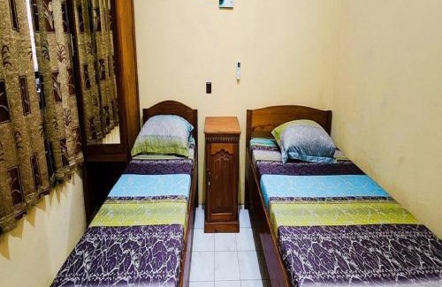 Bandanaira House | Relaxing Oceanfront Stay at Delfika 2 Guest House