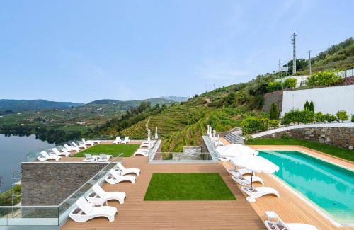 Samodaes Hotel | Discover Comfort at Delfim Douro Hotel - Rated 9.1/10