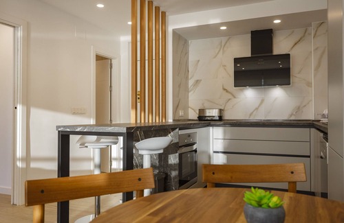 Cadiz Apartment | Welcoming DELFIN Sunny Home with Oceanfront Views