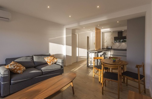 Cadiz Apartment | Welcoming DELFIN Sunny Home with Oceanfront Views