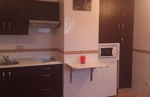 Ubeda Apartment | Delgado C Apartment: Family-Friendly Stay with Kitchen Access