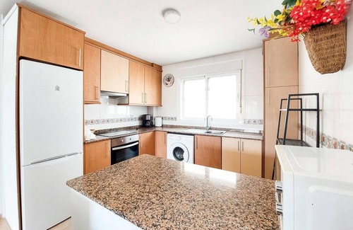 Vinaros Apartment | Experience a Family-Friendly Beachfront Getaway with Pool