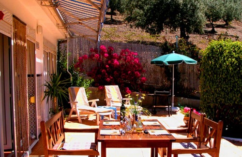 Canillas de Aceituno House | Delightful 2-bedroom bungalow 'Vinuela', sleeps 4, in country holiday complex