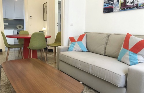 Psirri Apartment | Relaxing 2-Bedroom Apartment with Private Balcony & Spa
