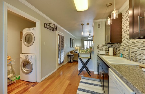 Nacogdoches Apartment | Delightful 2BR Retreat, Walk to SFA, Children & Pet-Friendly + Superhost Clean