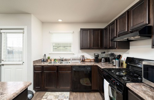 Converse House | Pet-Friendly 3 BD Retreat Near Randolph AFB & Downtown SA