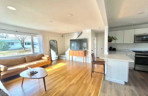 Topsham House | Delightful 4-bedroom house with WiFi in charming Topsham
