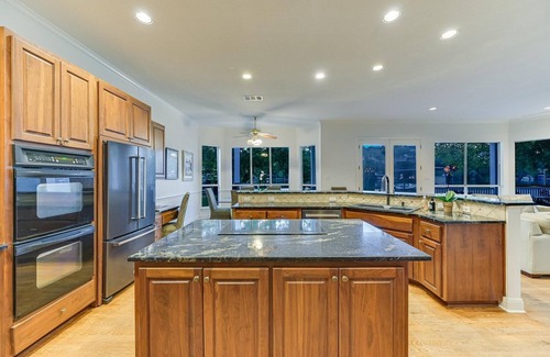 Davenport Ranch West House | Delightful 4-bedroom house on the shores of Lake Austin.