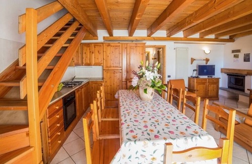 Antey-Saint-Andre Ski Chalet | Delightful apartment in Antey St. André