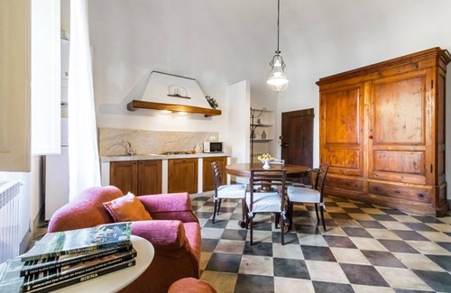 Rapolano Terme Apartment | Cozy Apartment in the Heart of Spa with Breakfast Included
