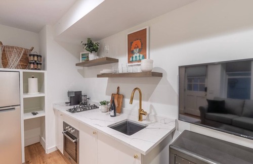 Dupont Circle Apartment | Tranquil Apartment in the Heart of Dupont - 10/10 Rated!