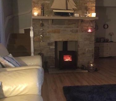Rossnowlagh House | Inviting Beach Retreat with Family-Friendly Amenities