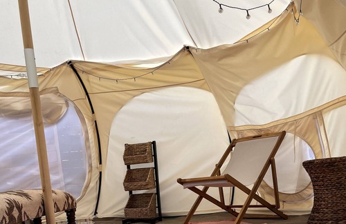 Royse City RV Rental | Inviting Belle Tent Retreat with Private Outdoor Shower