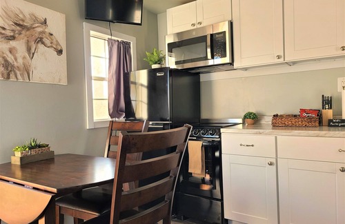 Young Cabin | Cozy Mini Cabin Retreat: 2 Bedrooms, Pet Friendly & More