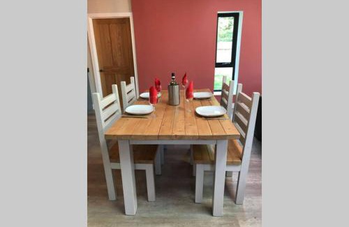 Plymtree House | Charming Detached Cottage in Village Centre - 9.5/10 Rating