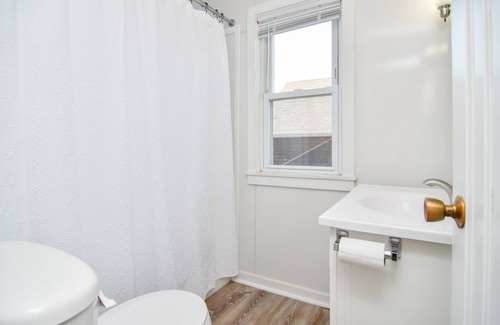 Manitowoc Apartment | Inviting Duplex on 29th St with Family-Friendly Amenities