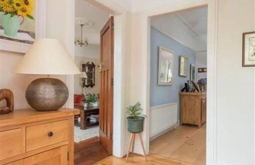 Lisburn House | Welcoming Family Home with Pet and Child-Friendly Amenities