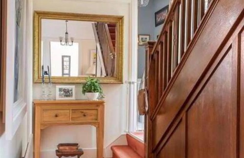 Lisburn House | Welcoming Family Home with Pet and Child-Friendly Amenities