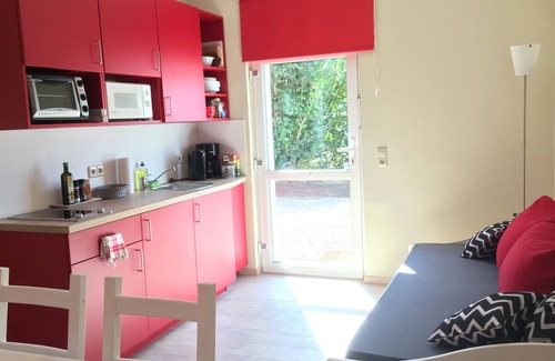 Stotteritz Apartment | Inviting Newly Refurbished Flat with Spa and Breakfast