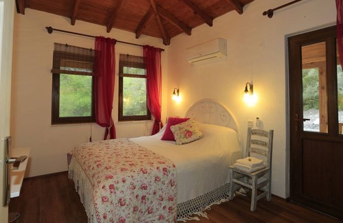Ula Villa | Delightful Private Villa and Pool, Near Akyaka, Mugla
