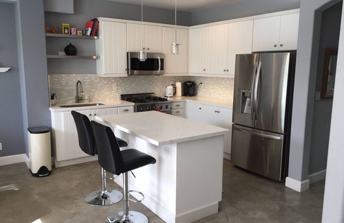 South Redondo House | Inviting Redondo Beach Townhouse with Oceanfront Views