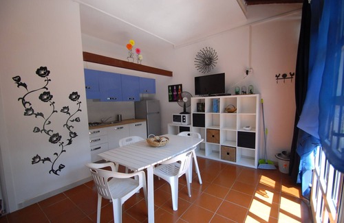 Lacona Apartment | Idyllic Two-Room Apartment with Ocean View & Private Garden