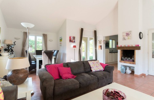 Vallon-Pont-d'Arc Villa | Idyllic Villa for 4 at Domaine Les Rives de l'Ardèche