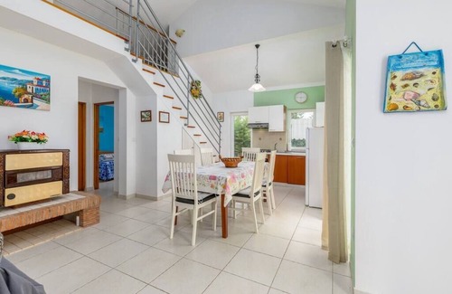 Krmed Villa | Inviting Villa with Pool for 6, Rated 9/10 by Guests