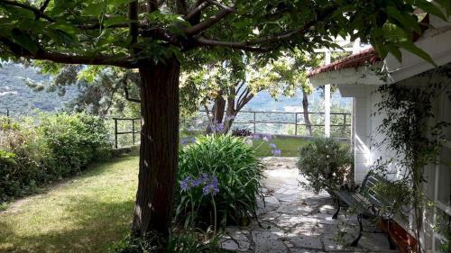 Torrazza Apartment | Cozy Garden Retreat with Ocean Views in Lush Liguria