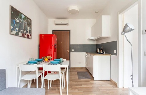 Cagnola Apartment | Delightful Apartment by the Castle with Netflix & WIFI