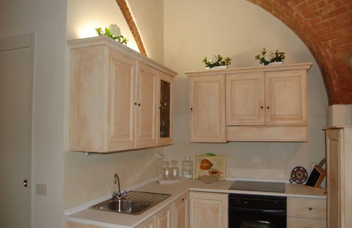 Buonconvento House | Cozy Studio in the Heart of Buonconvento - Family & Pet-Friendly