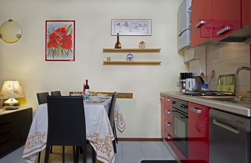 Orta San Giulio Apartment | Family-Friendly Delizioso Appartam in Historic Center
