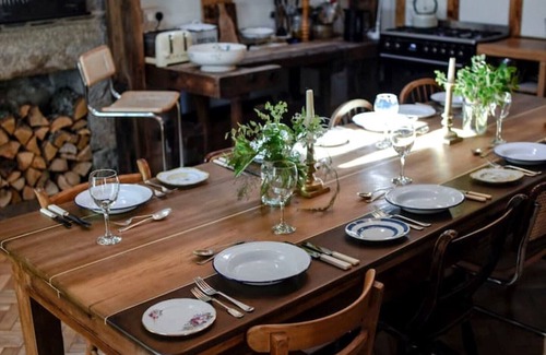 Nethy Bridge Cabin | Experience Elegance at Dell Lodge with Family-Friendly Amenities