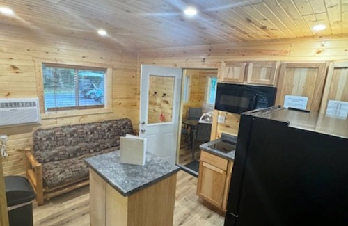 Wisconsin Dells RV Rental | Dells Camping Resort Lodge 1