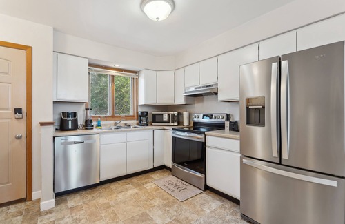 Lake Delton Condo | Dells Vacations At Tamarack Resort