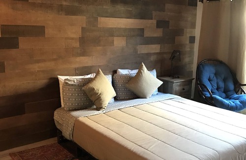 Tahquitz River Estates Hotel | Relax at Delos Reyes: Pool, Spa & Family-Friendly Escape