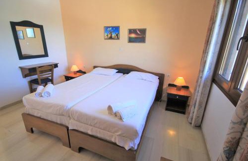 Neo Klima Apartment | Delphi Hotel: Oceanfront Escape with Family-Friendly Perks