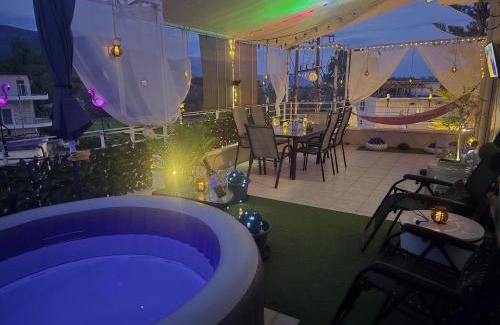 Itea Apartment | Experience Delphitea Philoxenia: Family-Friendly with Hot Tub