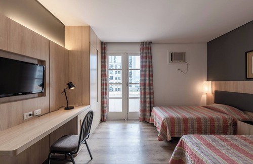 Vila da Trinta Hotel | Accessible Comfort at DELPLAZA Timbiras São Paulo