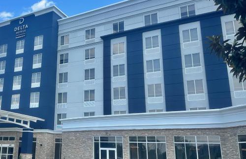 Colonial Heights Hotel | Discover Delta Hotels by Marriott Colonial Heights Today
