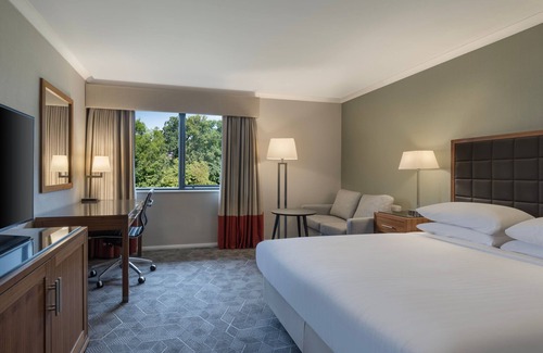 Alwalton Hotel | Discover Delta Hotels by Marriott Peterborough: 4-Star Retreat