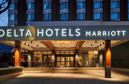 Downtown Mississauga Hotel | Discover Delta Hotels by Marriott in Mississauga, Ontario