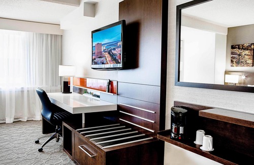 Haute-Ville Hotel | Discover Delta Hotels by Marriott Quebec: Family-Friendly Retreat