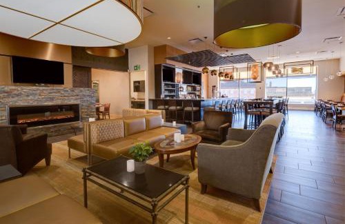 Saint John Hotel | Cozy Delta Hotels by Marriott Saint John with Ocean View