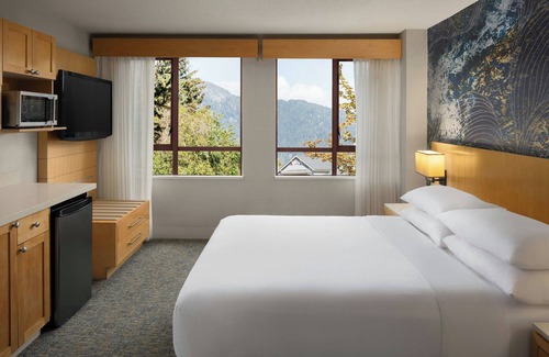 Village North Hotel | Eco-Friendly Delta Hotels by Marriott Whistler Village Suites