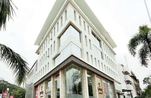 Durgapur Hotel | Comfortable Delta Suites with Restaurant & Family Amenities