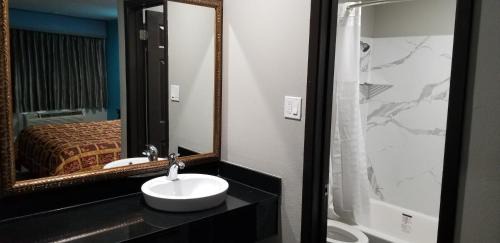 Mesquite Hotel | Family-Friendly Hotels in Mesquite, TX with Pool Access