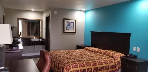 Mesquite Hotel | Family-Friendly Hotels in Mesquite, TX with Pool Access